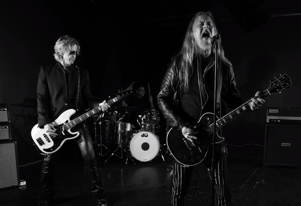 Jerry Cantrell annuncia il nuovo album Brighten. Ascolta qui e guarda il video di Atone, il nuovo singolo con Duff McKagan