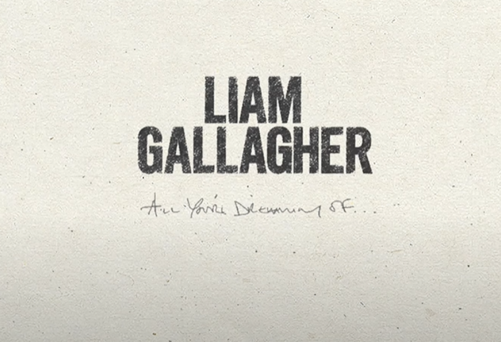 Liam Gallagher ha pubblicato il nuovo brano natalizio All You're Dreaming Of. Tutto il ricavato andrà in beneficenza