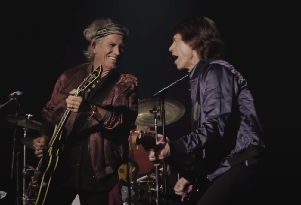 Coronavirus, i Rolling Stones trasmettono il Live At The Fonda Theatre per i fan in quarantena. Guardalo qui