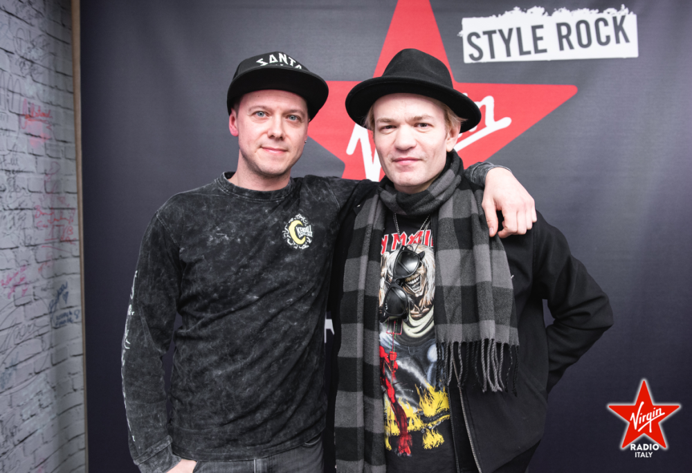 Sum 41: guarda le foto dell’intervista a Deryck Whibley con Andrea Rock