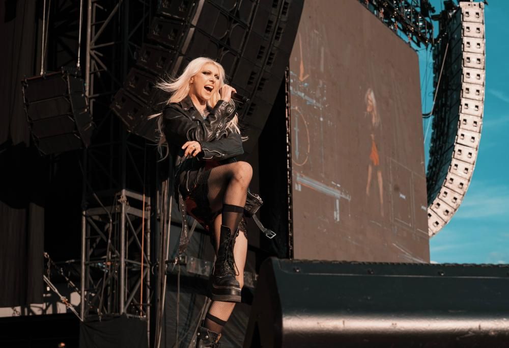 The Pretty Reckless: le foto più belle e la scaletta del concerto a Imola