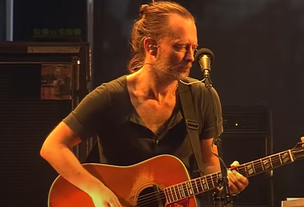 Coronavirus, i Radiohead pubblicano il concerto integrale di Berlino del 2016 per i fan in quarantena. Guardalo qui