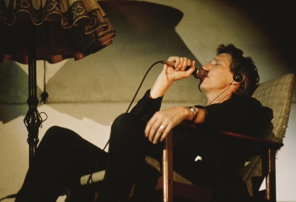 21 luglio 1990 Roger Waters suona tutto l’album The Wall a Berlino in Potzdamer Platz davanti a quasi 400.000 persone. Guarda le foto!