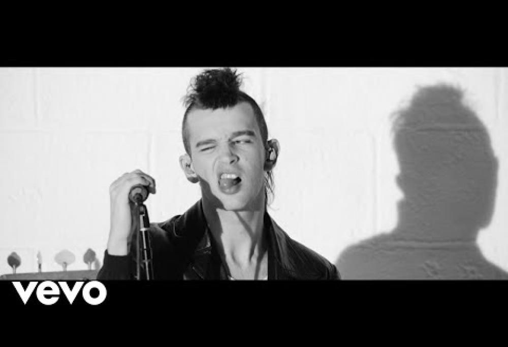 The 1975 - If You’re Too Shy (Let Me Know)