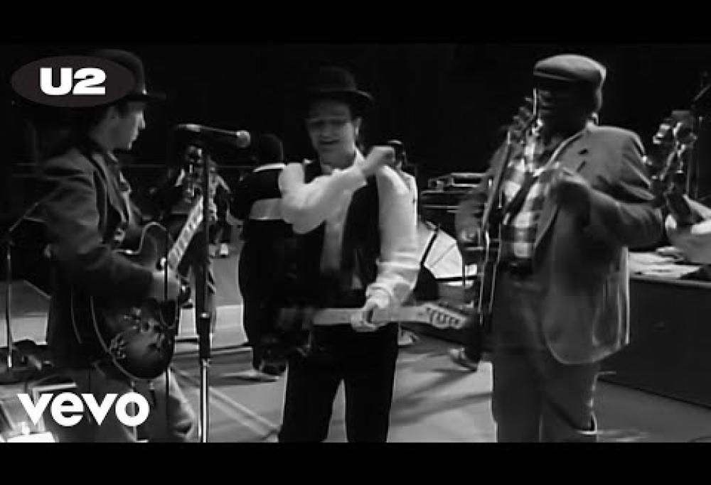 U2 - When Love Comes To Town
