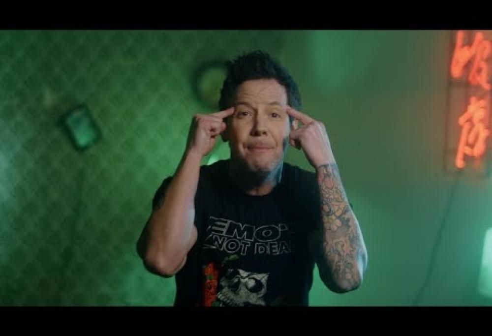 Simple Plan- Ruin My Life (Feat. Deryck Whibley)