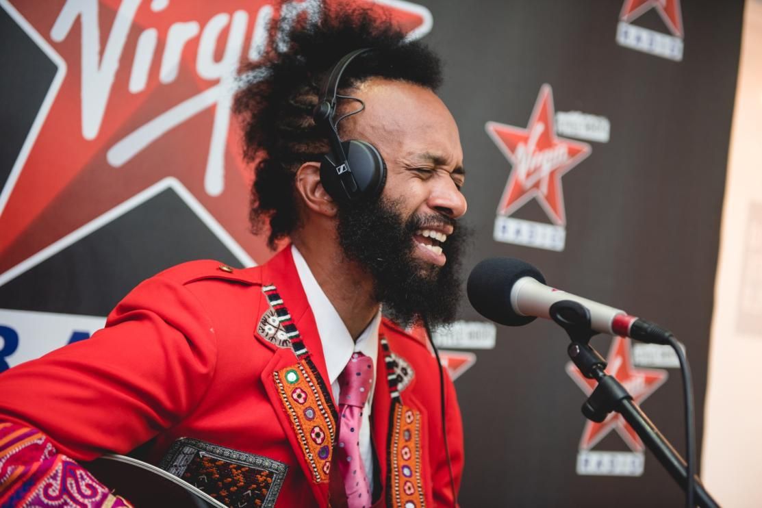 Regolamento: FANTASTIC NEGRITO IN TOUR