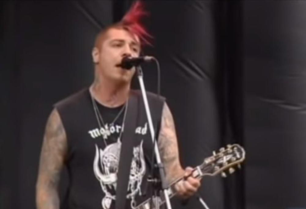 Rancid - Time Bomb (live)