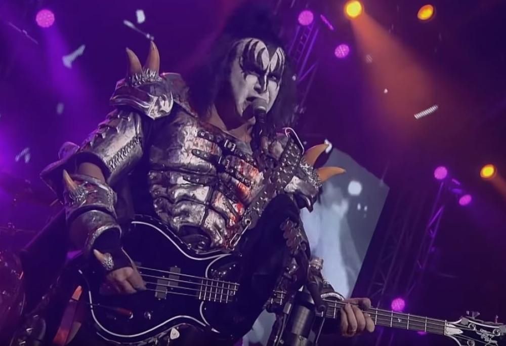 Kiss - Love Gun (live)