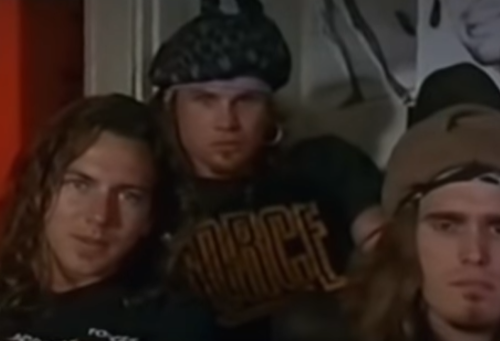 Il film Singles. Guarda il video con Eddie Vedder