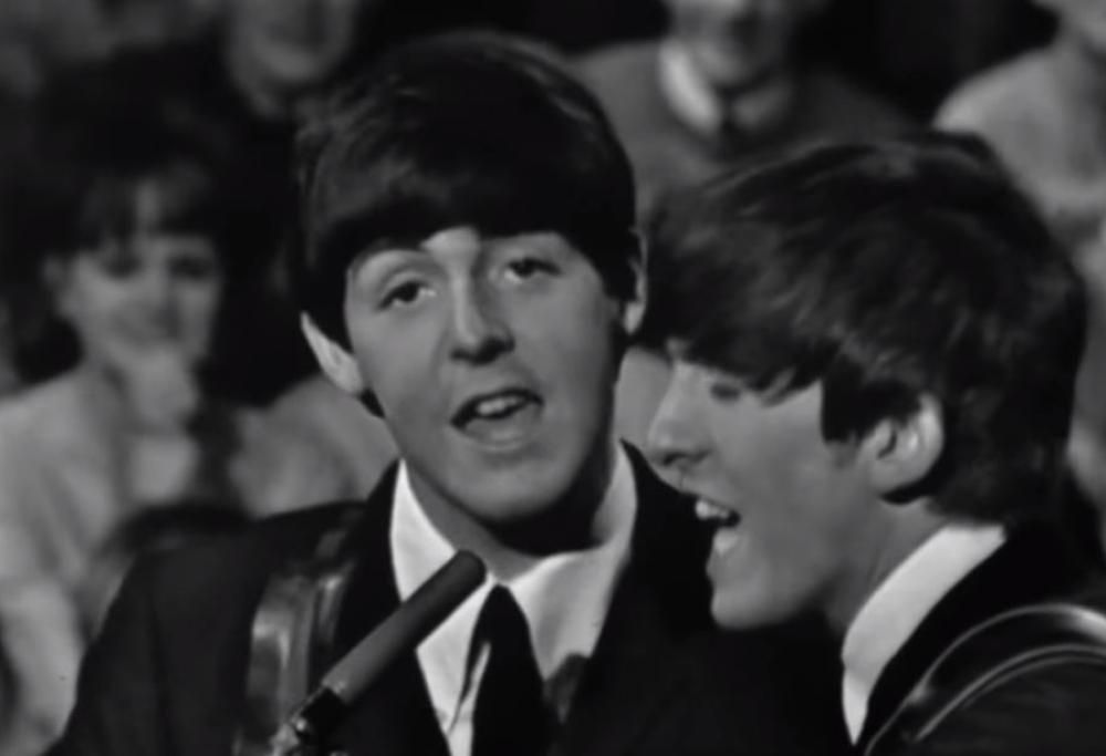 The Beatles - She Loves You