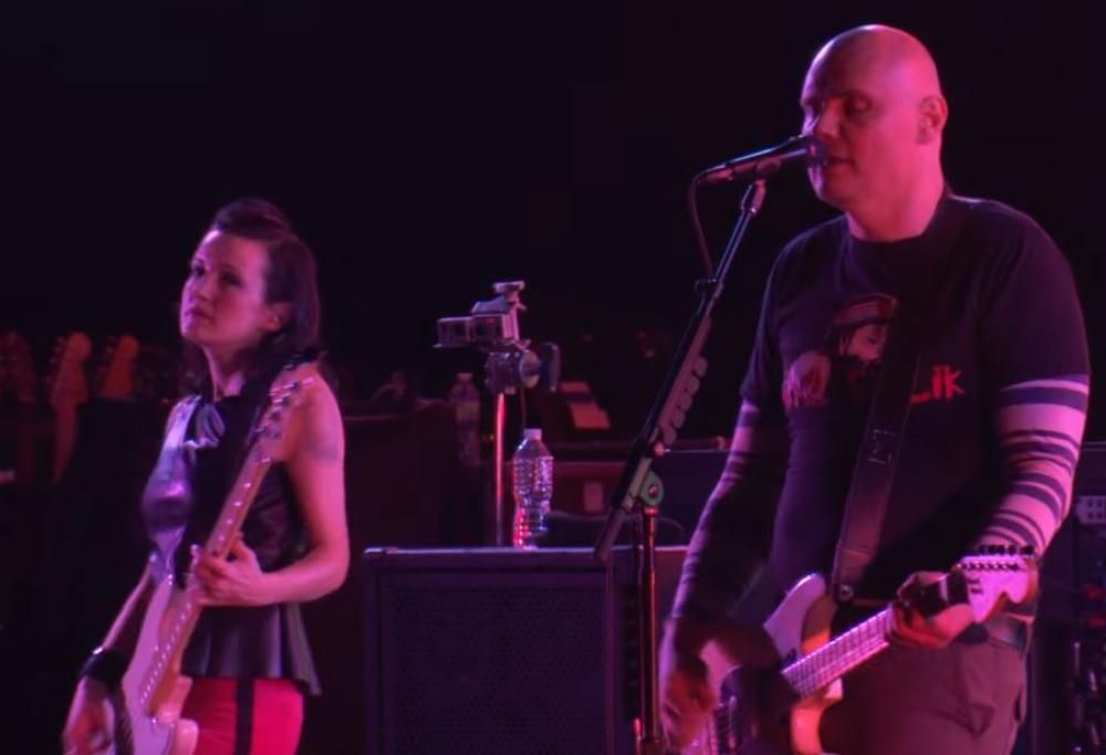 The Smashing Pumpkins - Bullet With Butterfly Wings (live)
