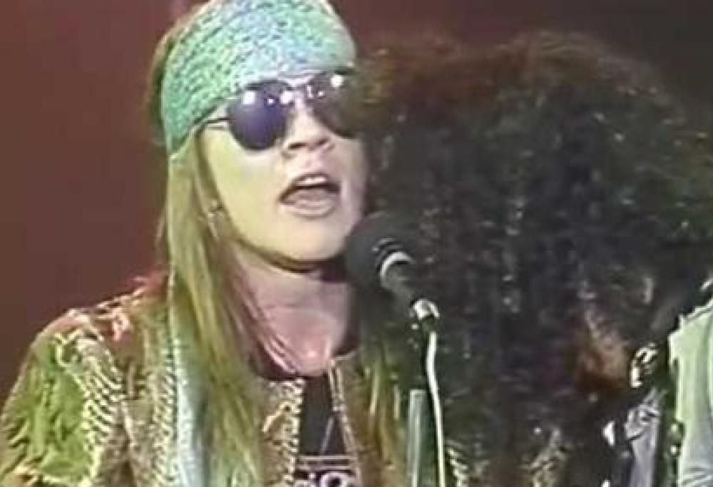 Guns N' Roses - Mr. Brownstone