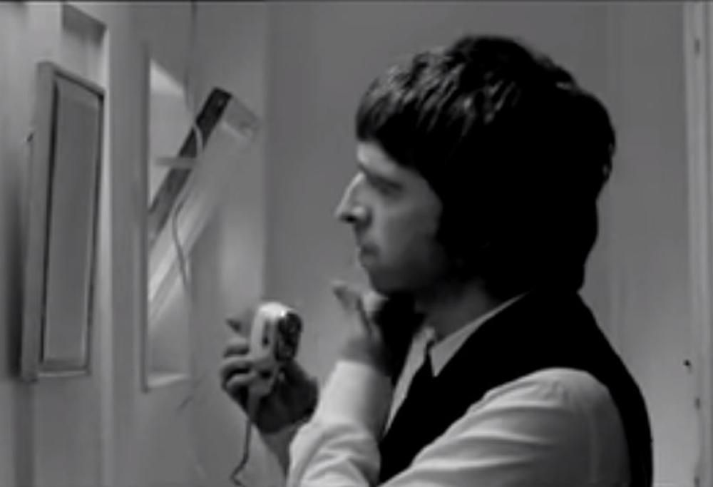 Oasis - The Importance Of Being Idle