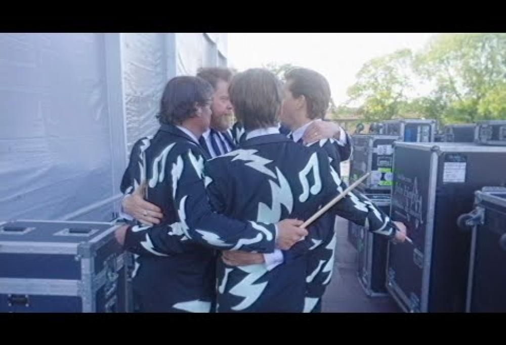 The Hives - Rigor Mortis Radio