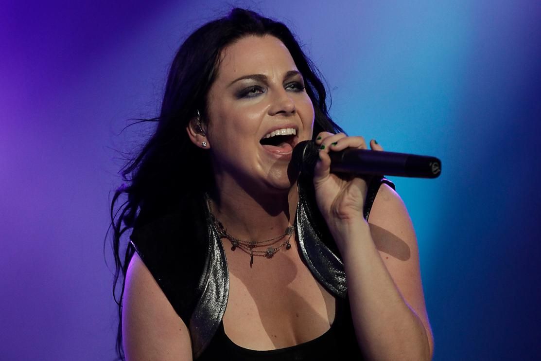 Regolamento: EVANESCENCE IN CONCERTO