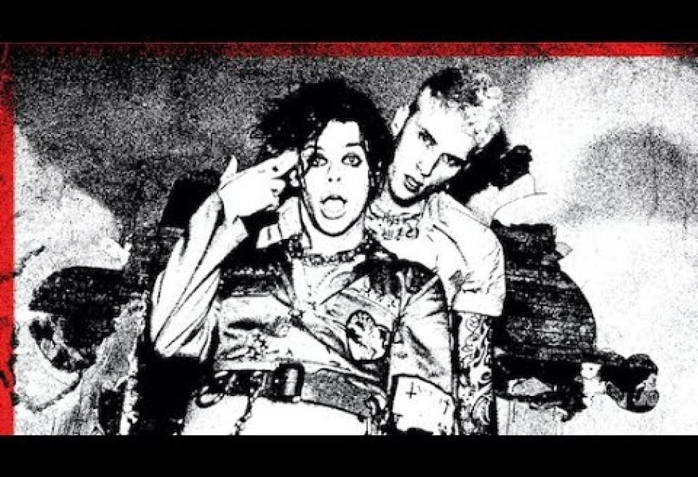 Yungblud - Acting Like That (feat. Machine Gun Kelly)