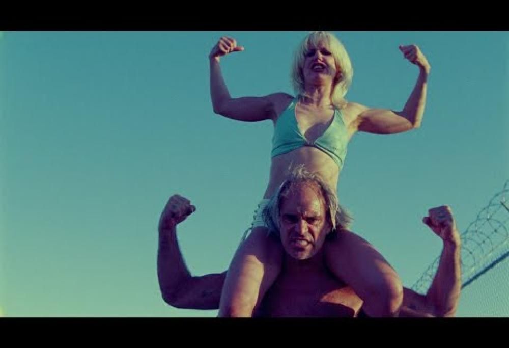 Amyl and The Sniffers - U Should Not Be Doing That