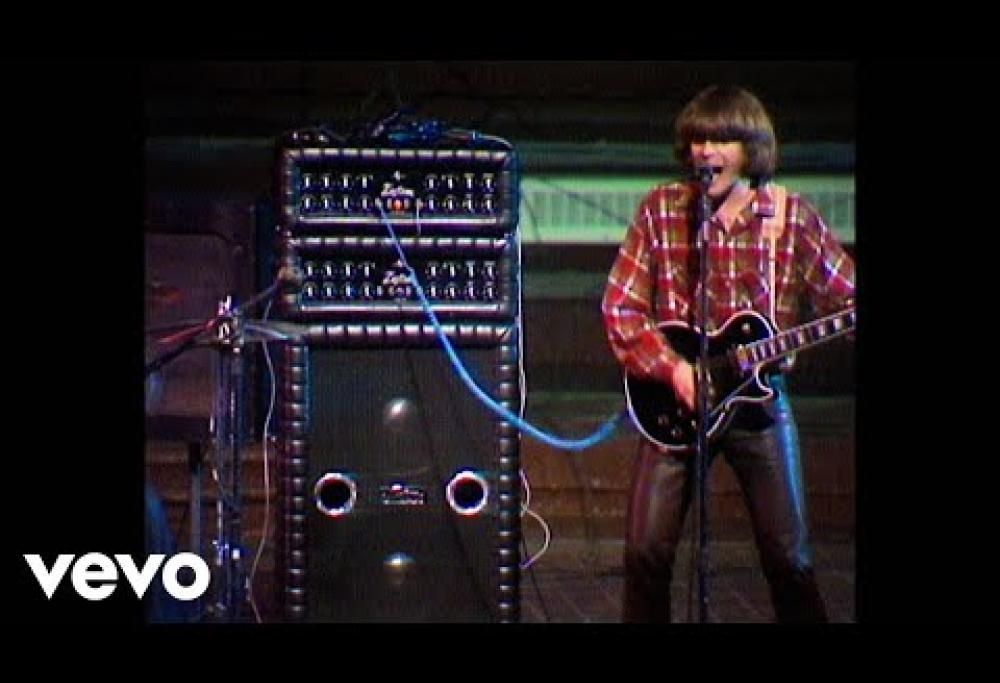 Creedence Clearwater Revival - Fortunate Son
