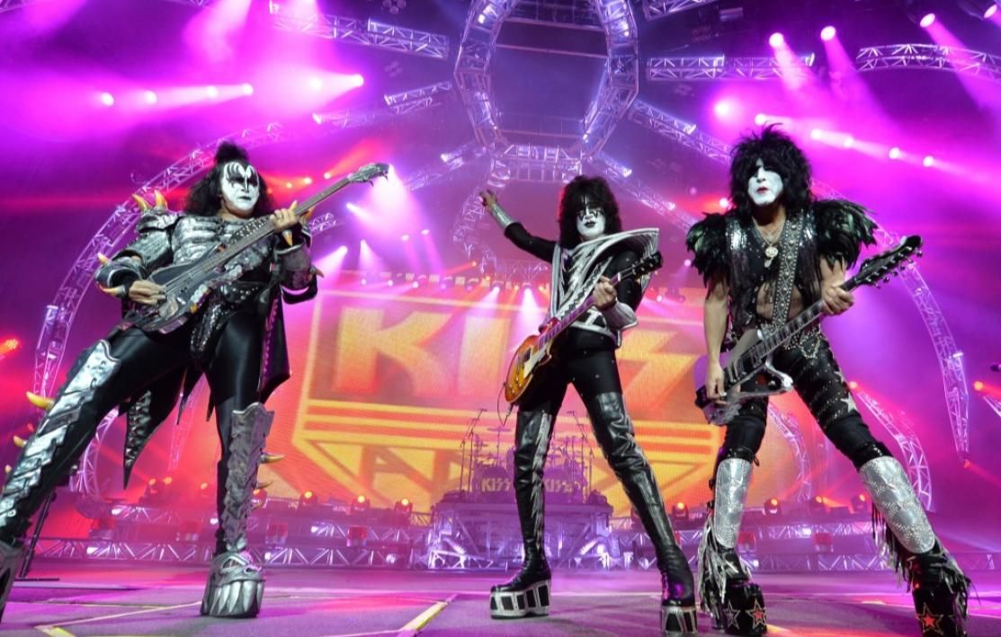 Regolamento: KISS in concerto a Verona