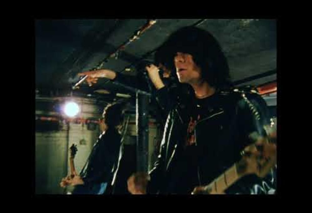 Ramones - She's The One