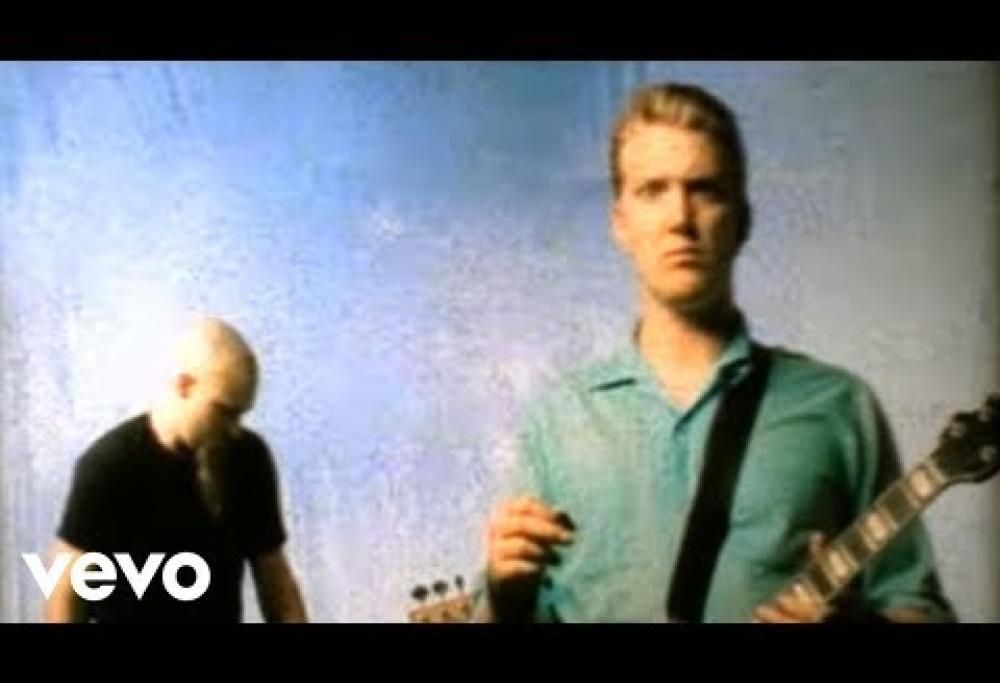 Queens Of The Stone Age - The Lost Art Of Keeping A Secret