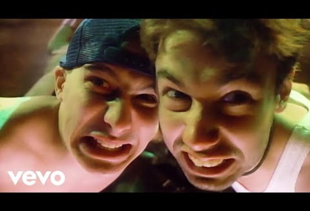 Beastie Boys - No Sleep Till Brooklyn