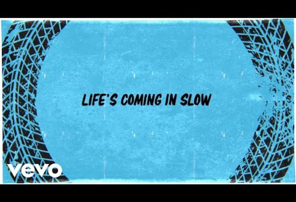 Nothing But Thieves - Life's Coming in Slow
