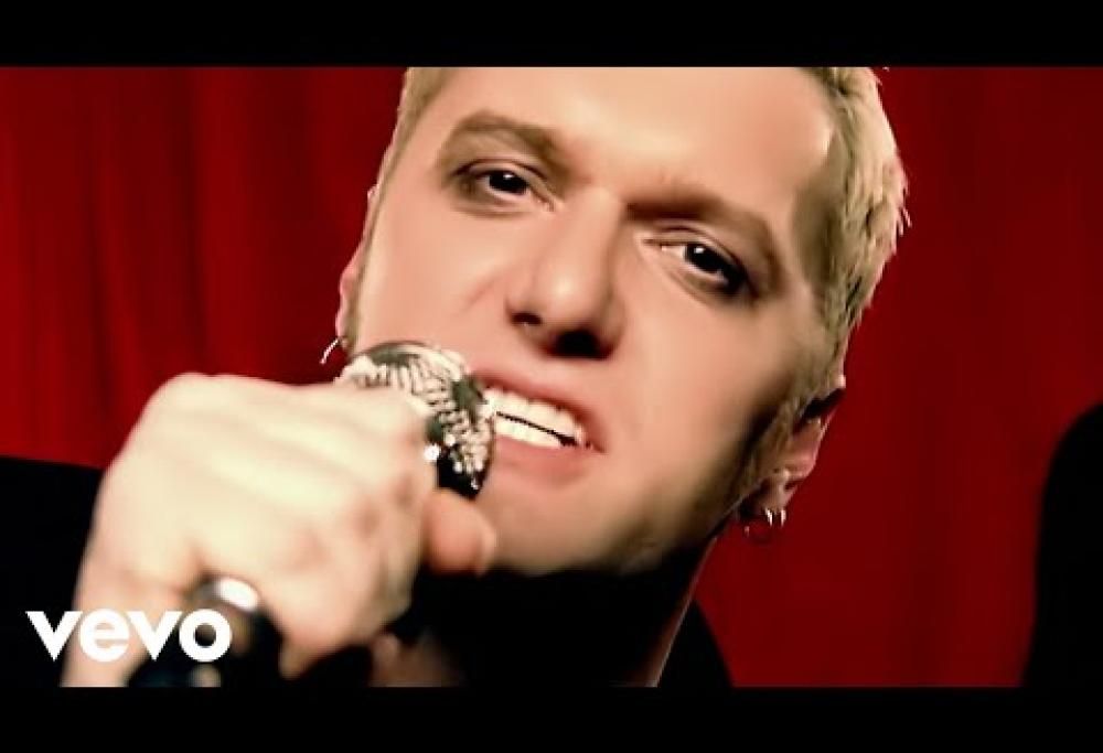 Chumbawamba - Tubthumping