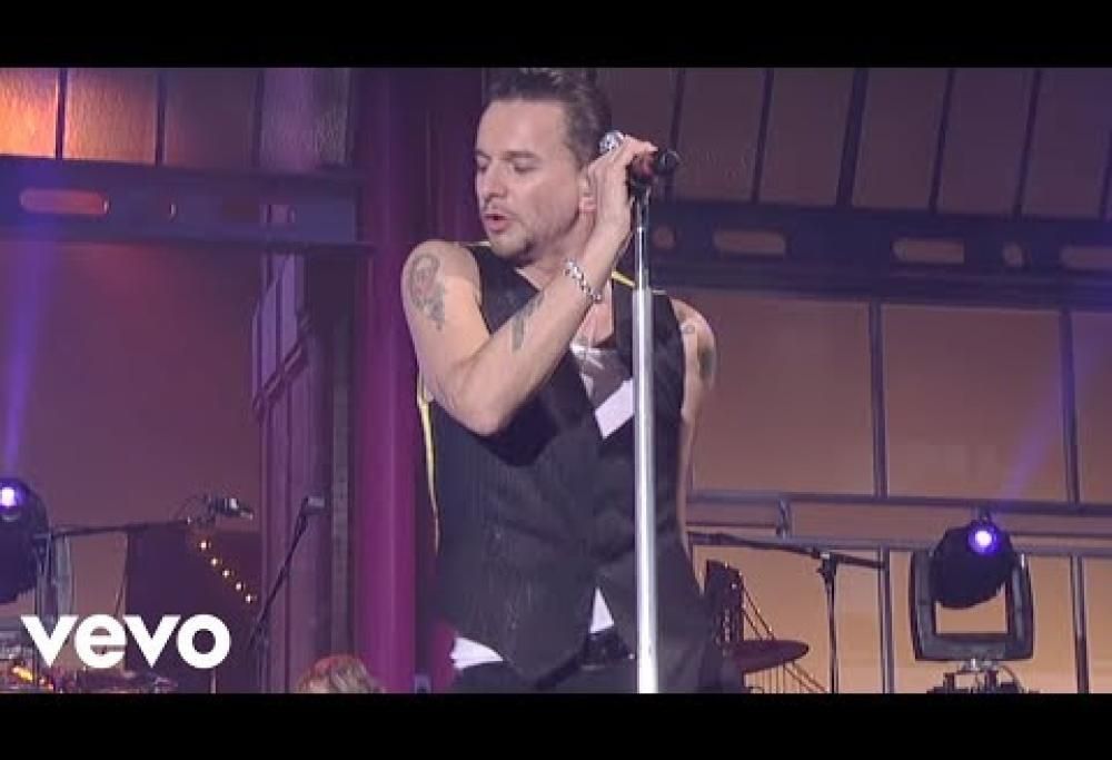 Depeche Mode - Personal Jesus (live)