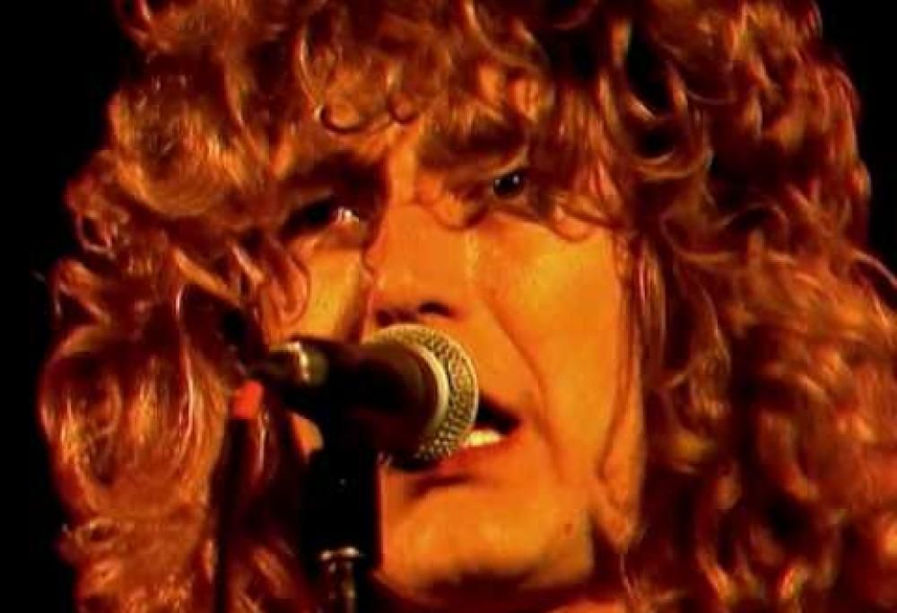 Led Zeppelin - Kashmir (Live at Knebworth 1979)