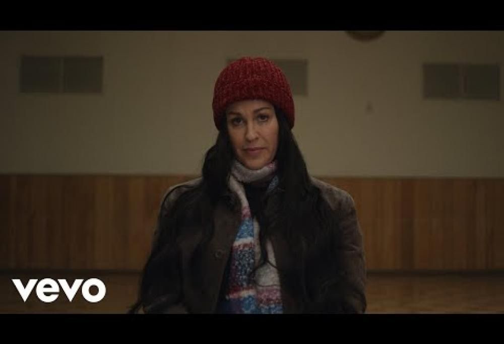 Alanis Morissette - Reasons I Drink