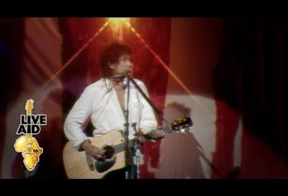 Bob Dylan/Keith Richards/Ron Wood - Blowin' In The Wind (Live Aid 1985)