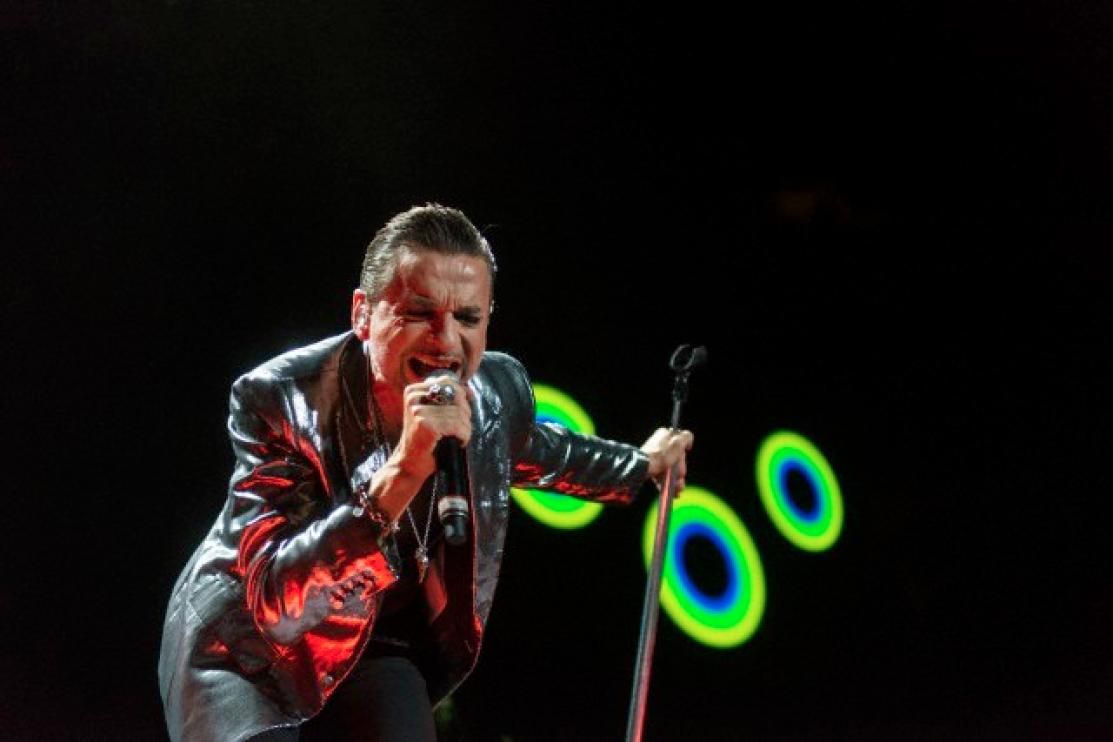 Regoalmento: DEPECHE MODE THE 12” SINGLES: BLACK CELEBRATION + MUSIC FOR THE MASSES