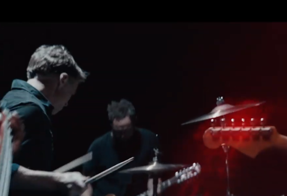 Pearl Jam - Dance Of The Clairvoyants (Mach II)
