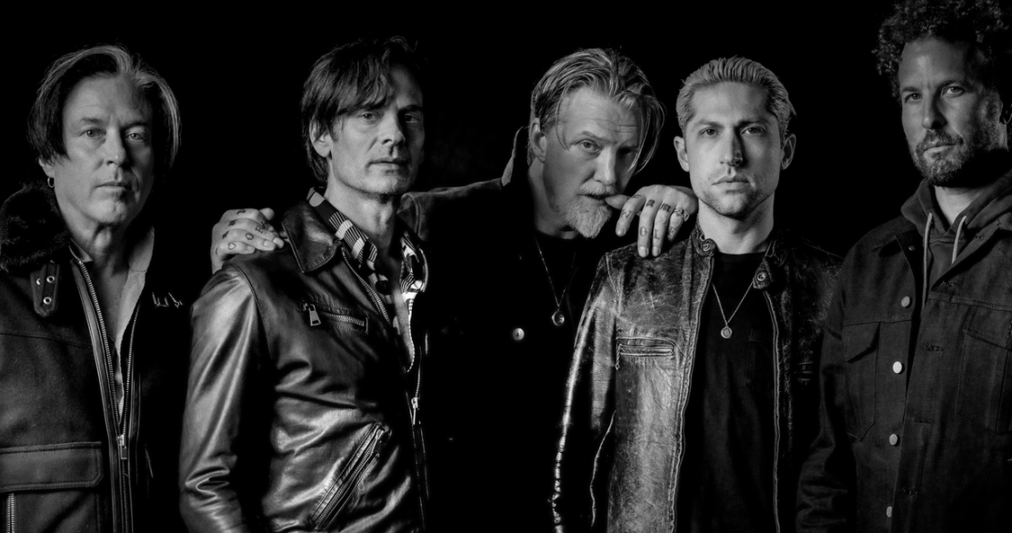 Regolamento: Queens Of The Stone Age - In Times New Roman
