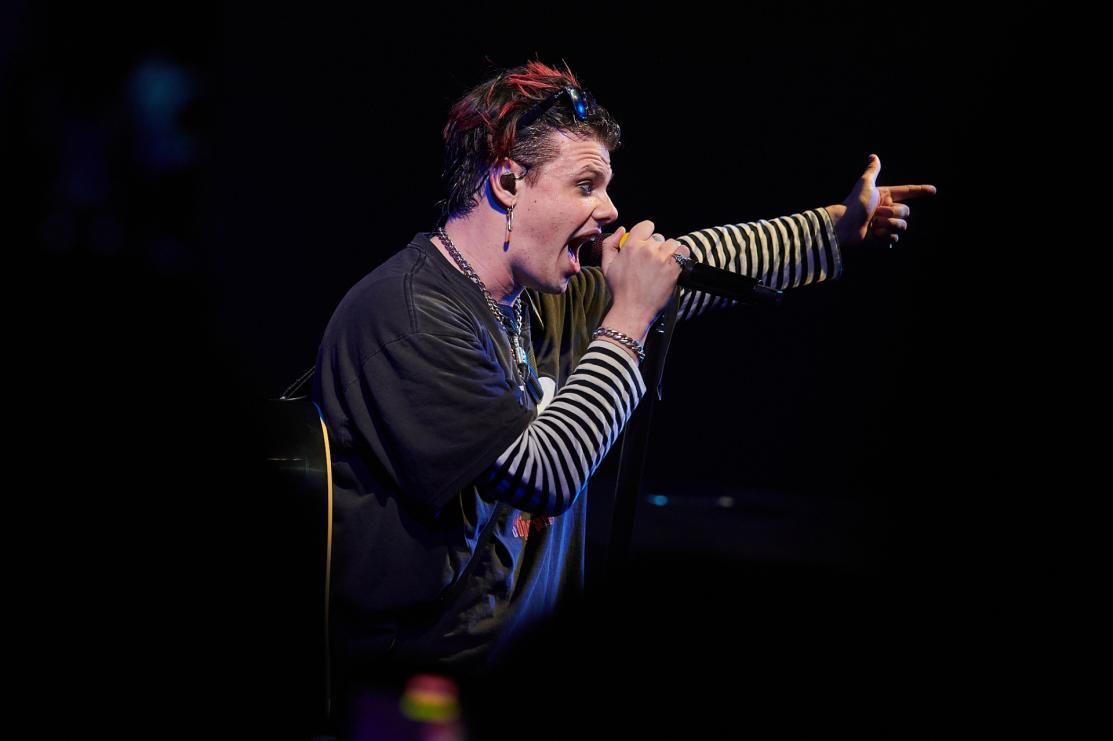 Regolamento: Yungblud in concerto