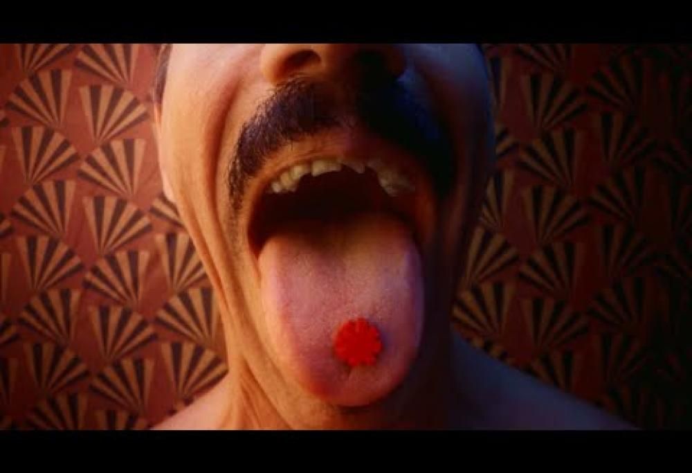 Red Hot Chili Peppers - Tippa My Tongue