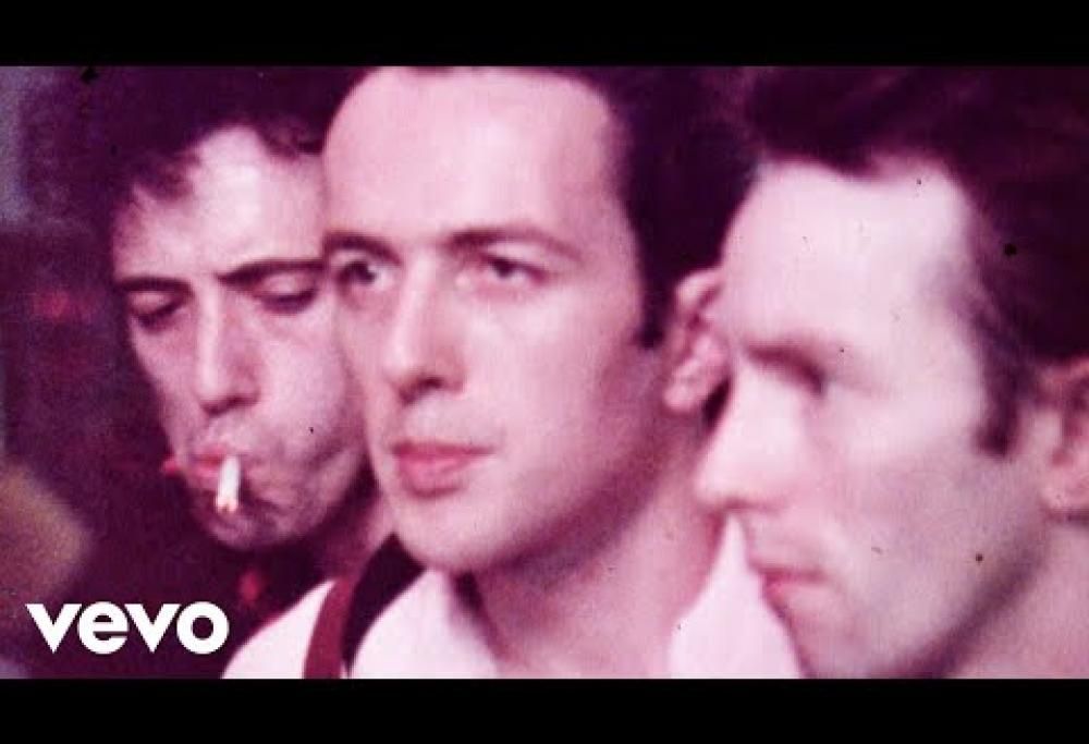 The Clash - The Magnificent Seven