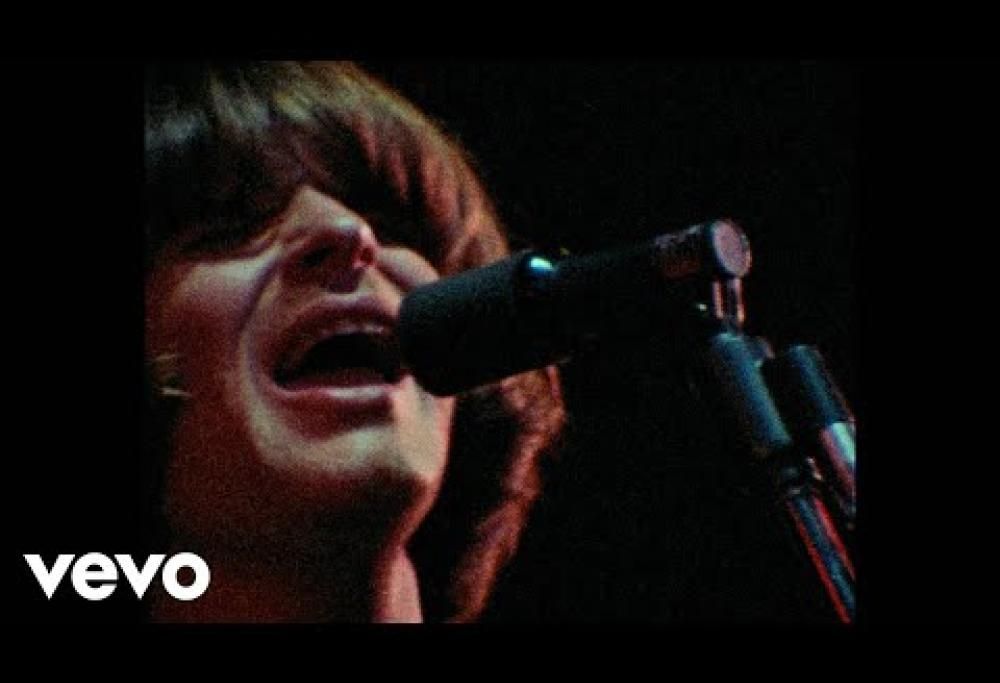Creedence Clearwater Revival - Travelin' Band (Live)