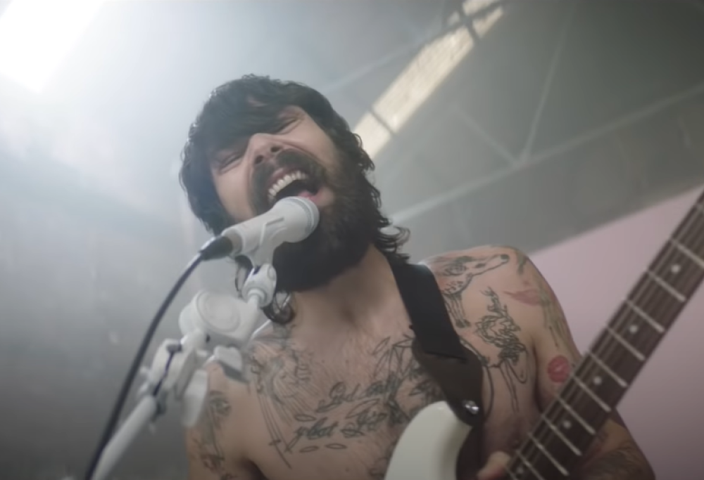 Biffy Clyro - A Hunger In Your Haunt