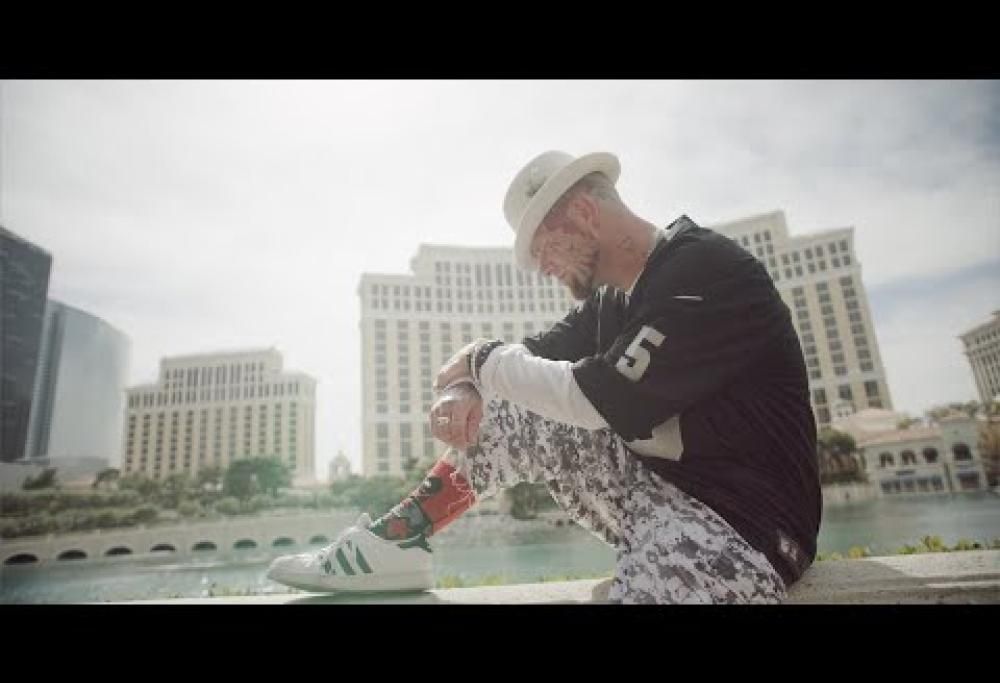 Five Finger Death Punch - A Little Bit Off