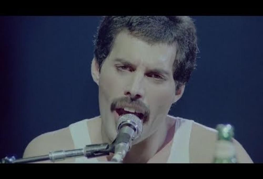 Queen - Somebody To Love (live Montreal 1981)