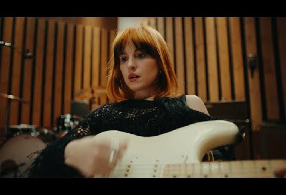 Paramore - Running Out Of Time