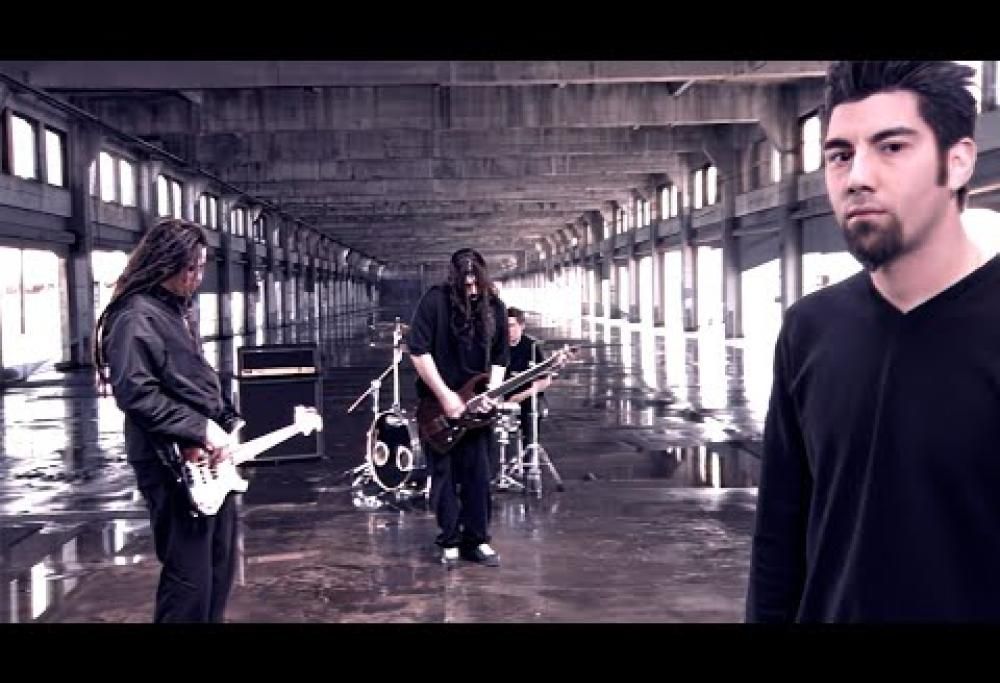 Deftones - Be Quiet And Drive (Far Away)