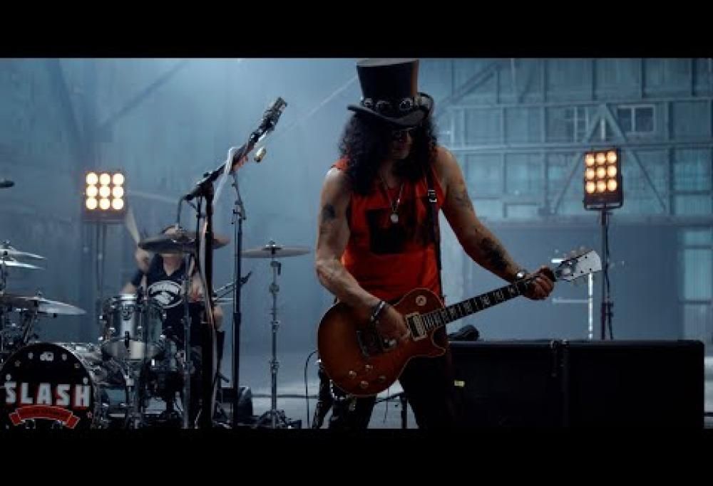 Slash ft. Myles Kennedy and The Conspirators - The River Is Rising