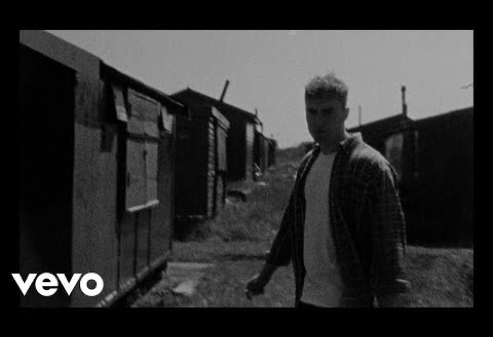 Sam Fender - Wild Grey Ocean