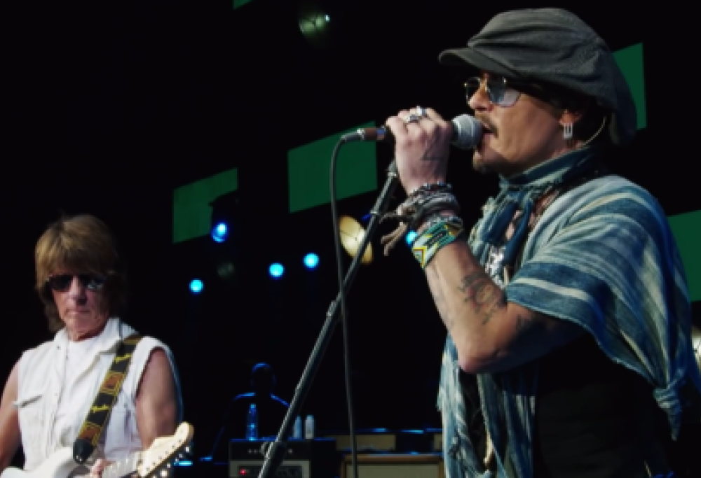 Jeff Beck and Johnny Depp - Isolation
