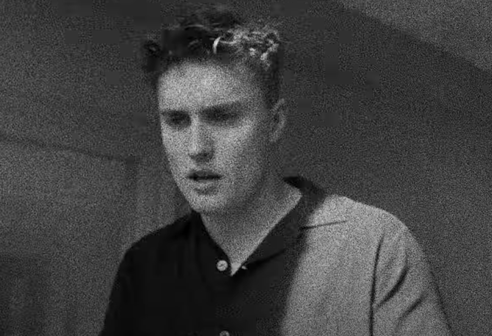 Sam Fender - Play God