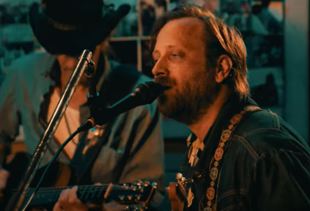 The Black Keys - Stay All Night